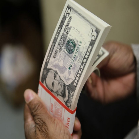 PKR falls to new low of 237 against dollar in interbank