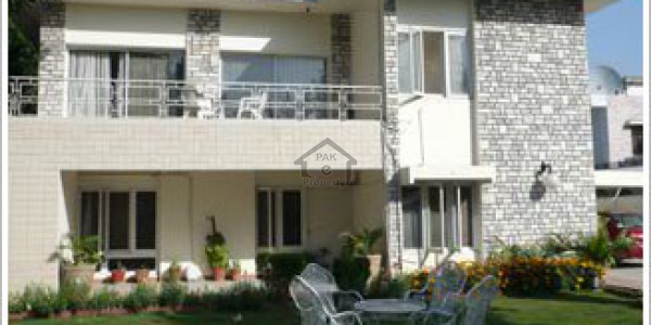 500 Sq Yd 5 Bed Like New House For Sale In F8