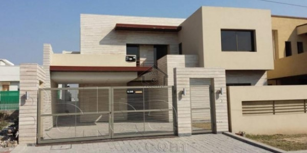 Beautiful Location 25x50 House For Sale