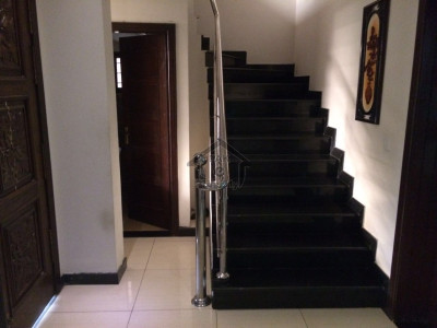 Lalazaar Garden - House Is Available For Sale IN LAHORE