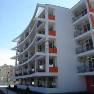 Burj-Ul-Harmain, University Road- 4 Bed DD Flat With Servant Quarter 1st Floor Type A IN  Karachi