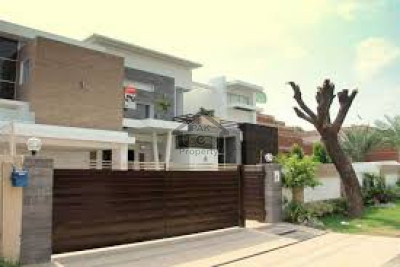 Jinnah Town-Extraordinary Beautiful House For Sale In Quetta