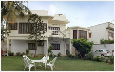 F-7, - 1.3 Kanal House Is Available For Sale