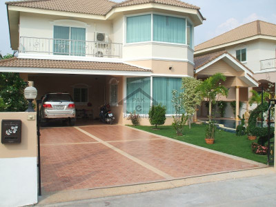 F-7/1, - 3.8 Kanal- Old House For Sale