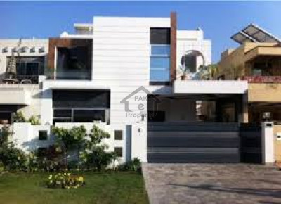 F-7/4, - 1.1 Kanal - House  For Sale.