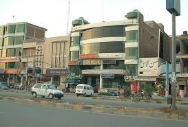 8 Mala Semi Commercial Building For Sale