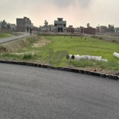 PLOT FOR SALE IN C-16
