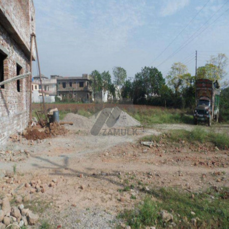PLOT FOR SALE IN E-12/1