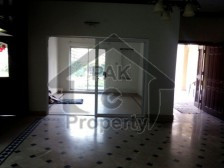 2 Kanal Building For Rent At D-Ground