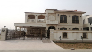 5 Marla House For Sale In G-11