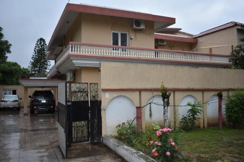 10 Marla House For Sale In Askari 10 - Sector E