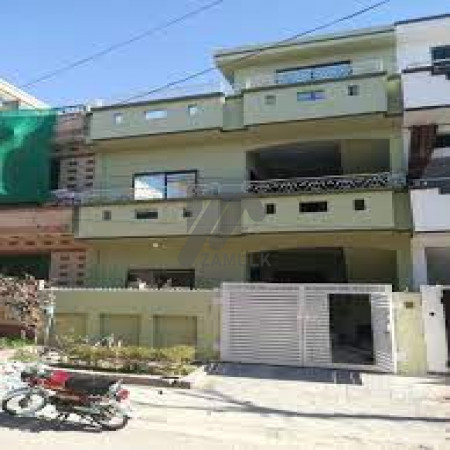 12 Marla House For Sale In Askari 10 - Sector C