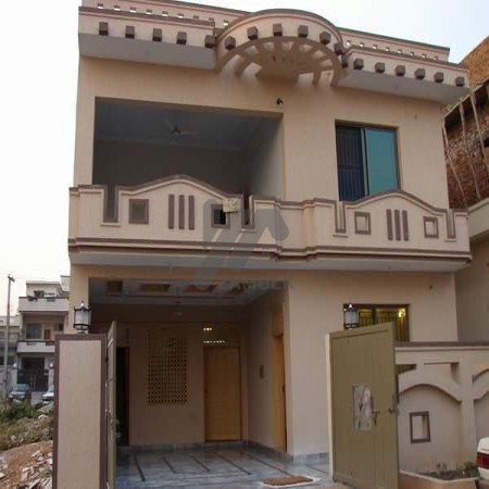 10 Marla House For Sale In Askari 10 - Sector D