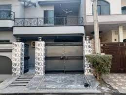 14 Marla House For Rent In Divine Gardens