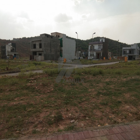 1 Kanal Plot For Sale In DHA Phase 5 - Sector B