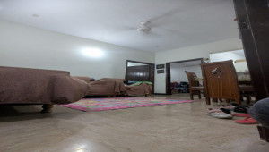 Ideal Investment: Building with 2 Shops & 3 Apartments – Saadi Town Block 3